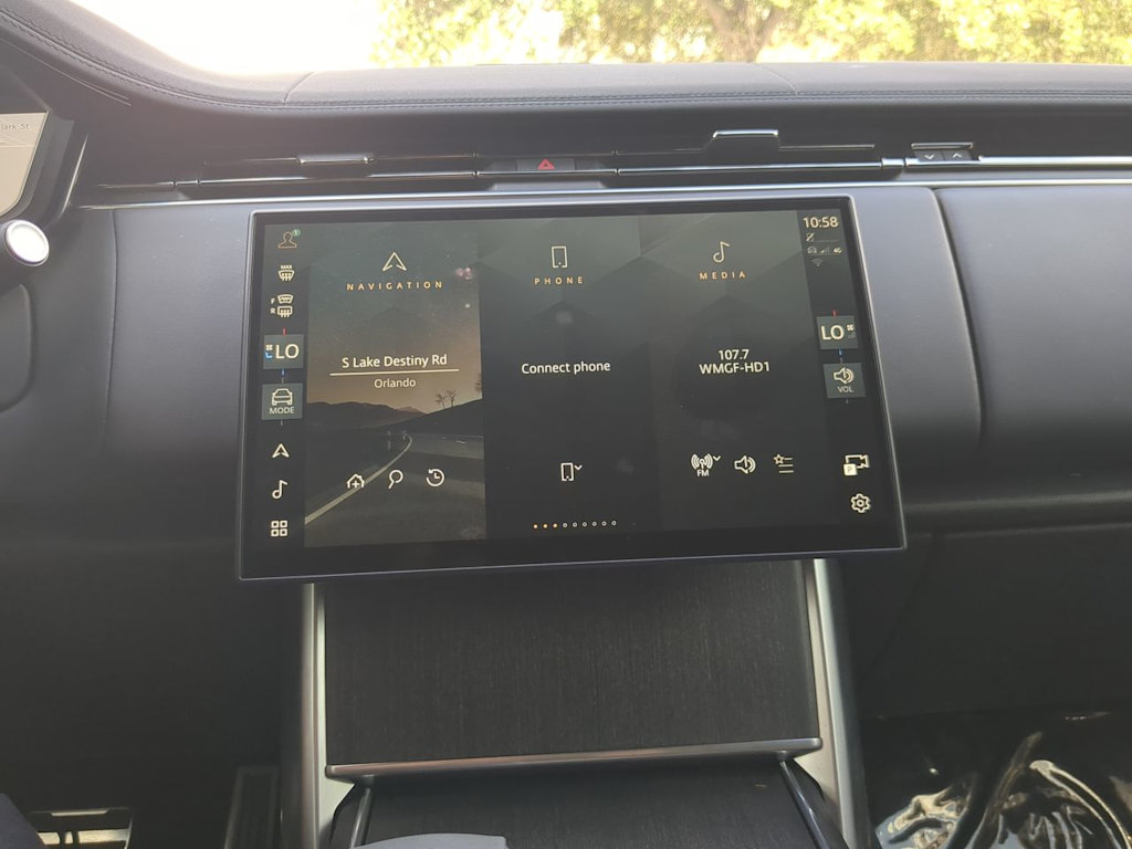 Thumbnail: 2025 Land Rover Range Rover - 33