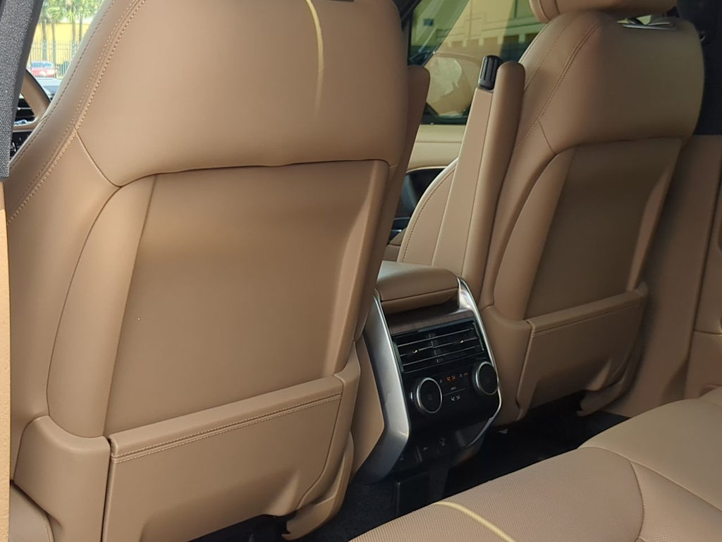 Thumbnail: 2025 Land Rover Range Rover - 26