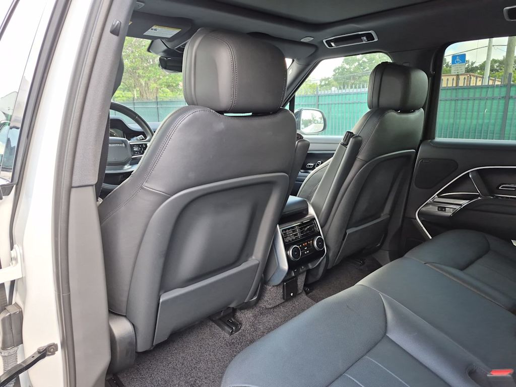 Thumbnail: 2024 Land Rover Range Rover - 10
