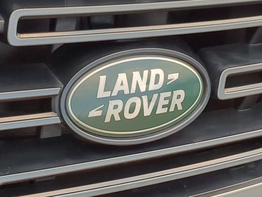 2023 Land Rover Range Rover SE 23