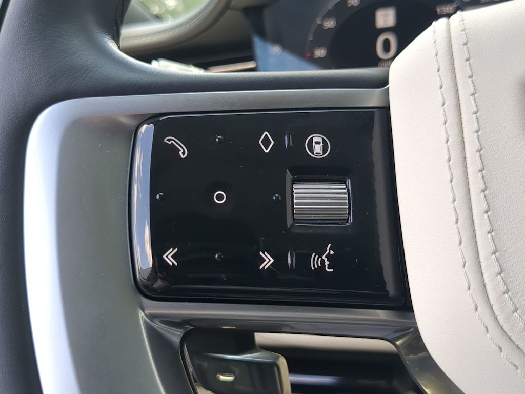 Thumbnail: 2024 Land Rover Range Rover - 28