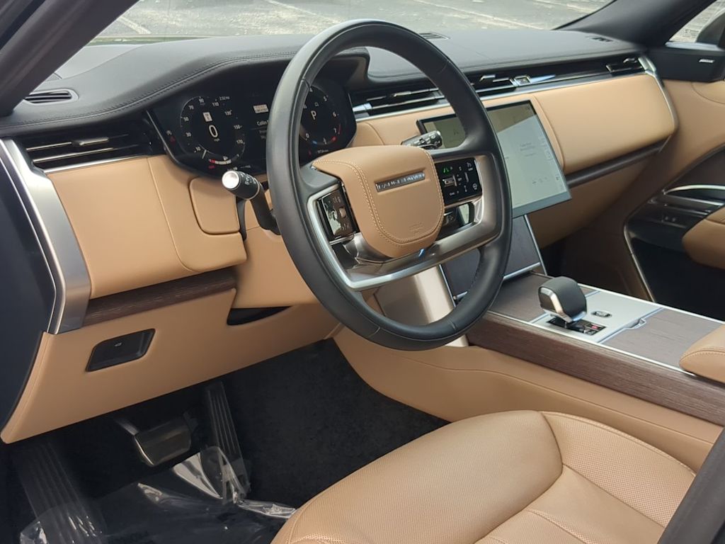 Thumbnail: 2025 Land Rover Range Rover - 2