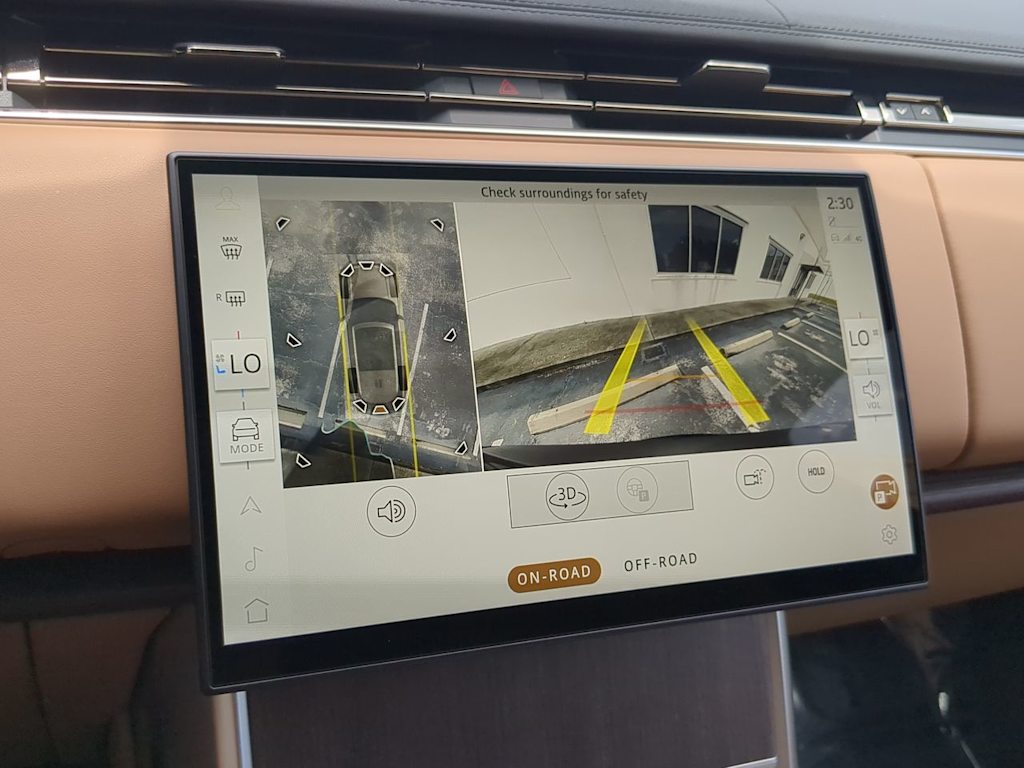 Thumbnail: 2025 Land Rover Range Rover - 35