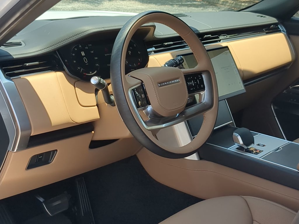 Thumbnail: 2026 Land Rover Range Rover - 2