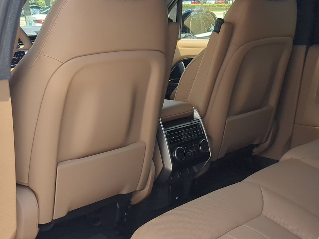 Thumbnail: 2026 Land Rover Range Rover - 11