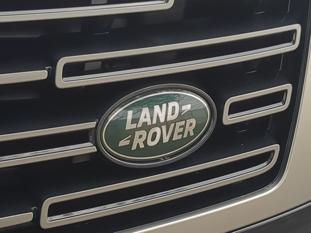 Thumbnail: 2025 Land Rover Range Rover - 5