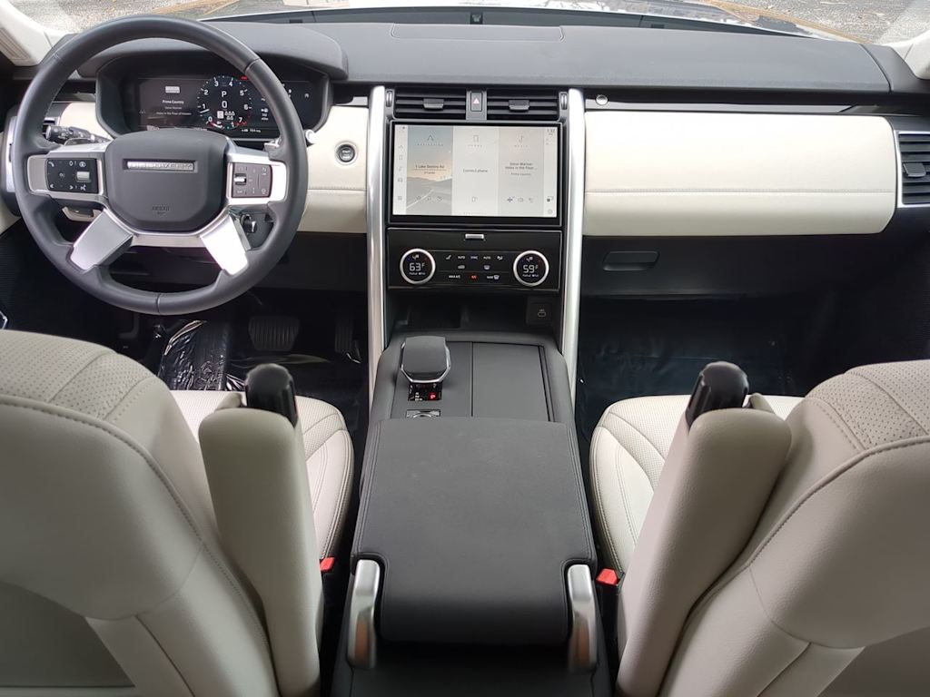 Thumbnail: 2025 Land Rover Discovery - 9