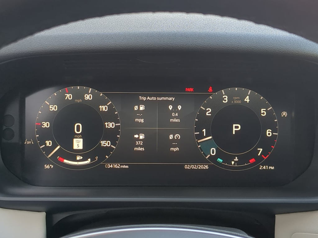 Thumbnail: 2025 Land Rover Discovery - 16