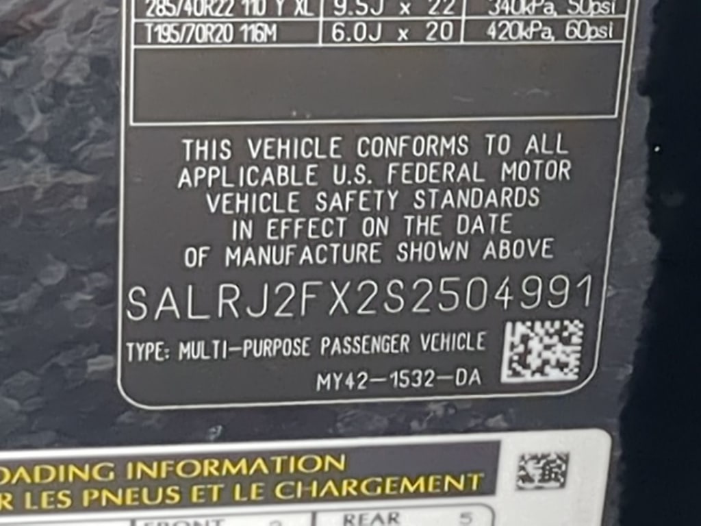 Thumbnail: 2025 Land Rover Discovery - 19