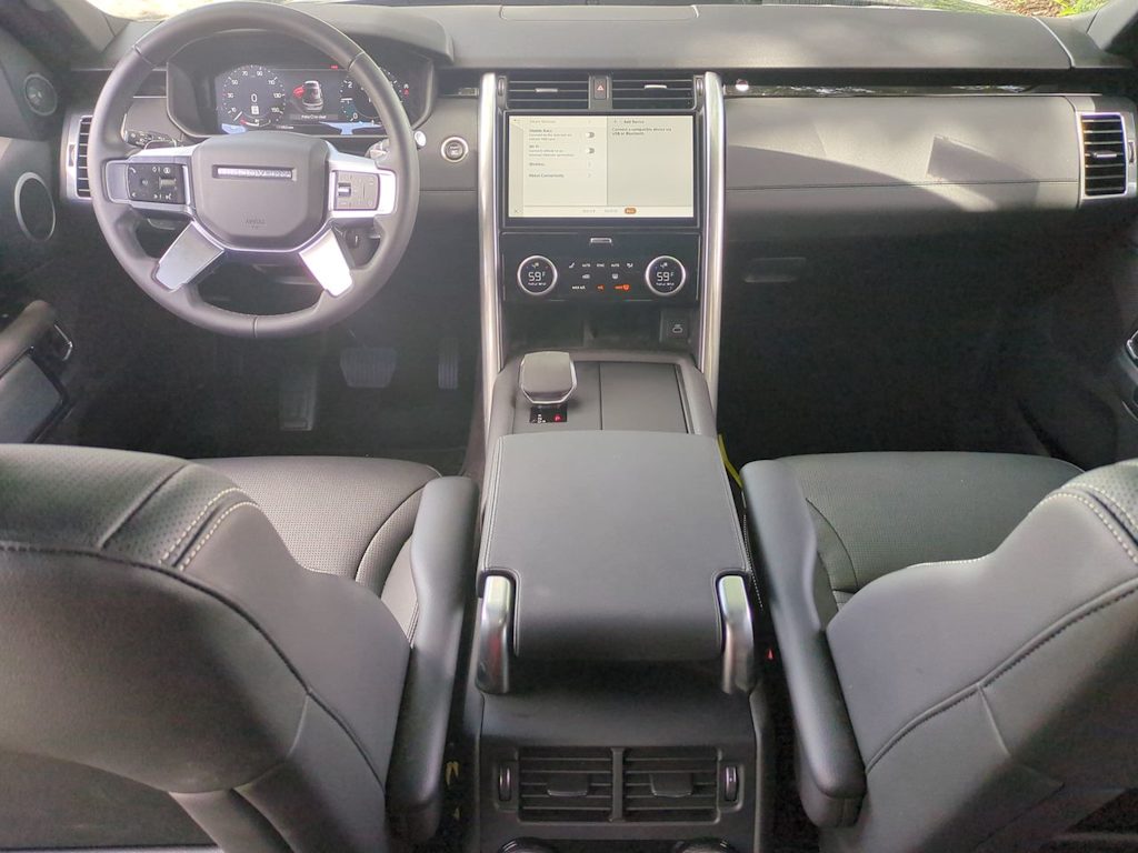 Thumbnail: 2025 Land Rover Discovery - 8