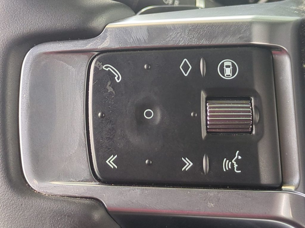 Thumbnail: 2025 Land Rover Discovery - 30