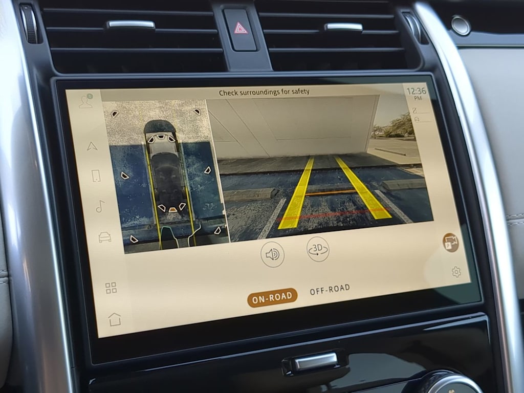 Thumbnail: 2025 Land Rover Discovery - 34