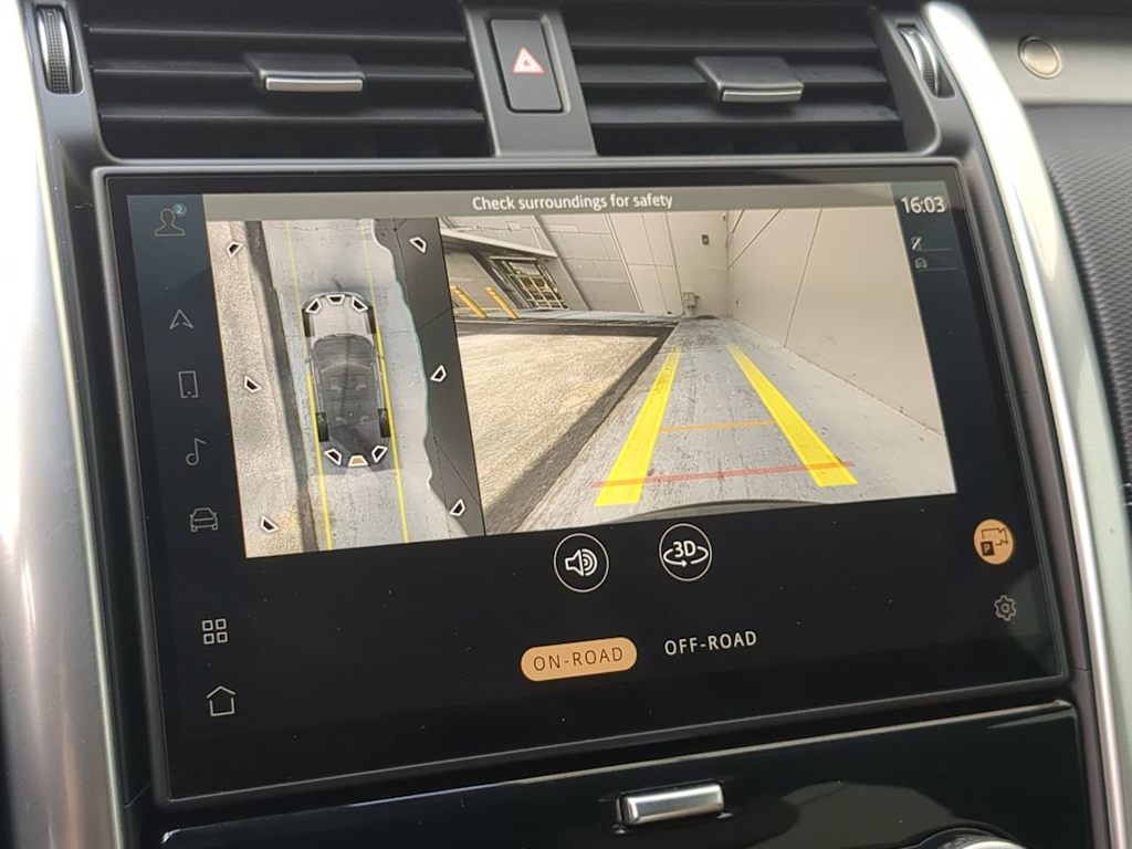 Thumbnail: 2025 Land Rover Discovery - 34