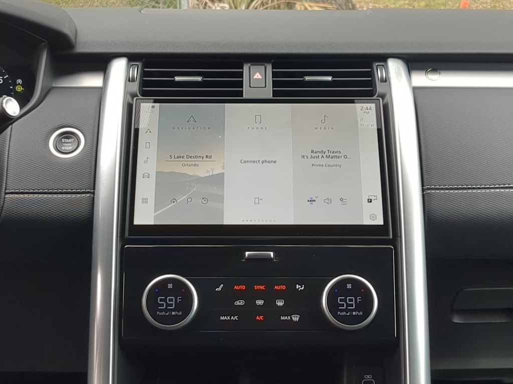 Thumbnail: 2025 Land Rover Discovery - 32
