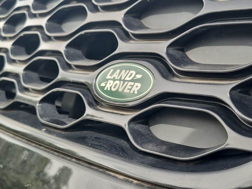 Thumbnail: 2025 Land Rover Discovery - 22