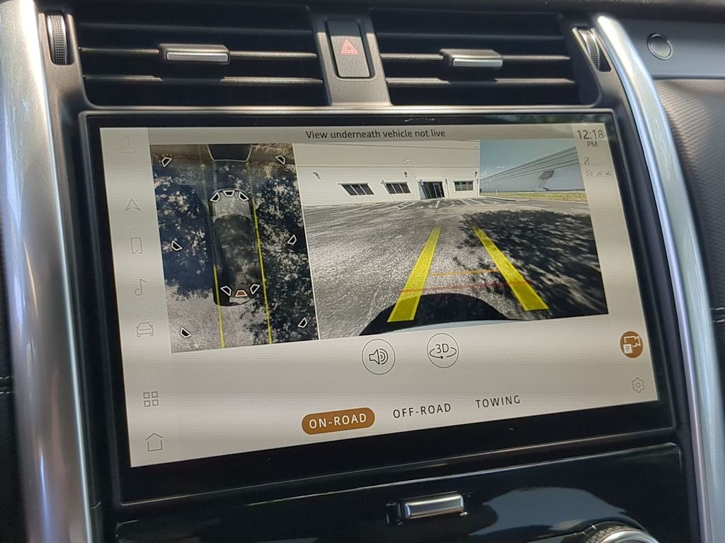 Thumbnail: 2025 Land Rover Discovery - 36