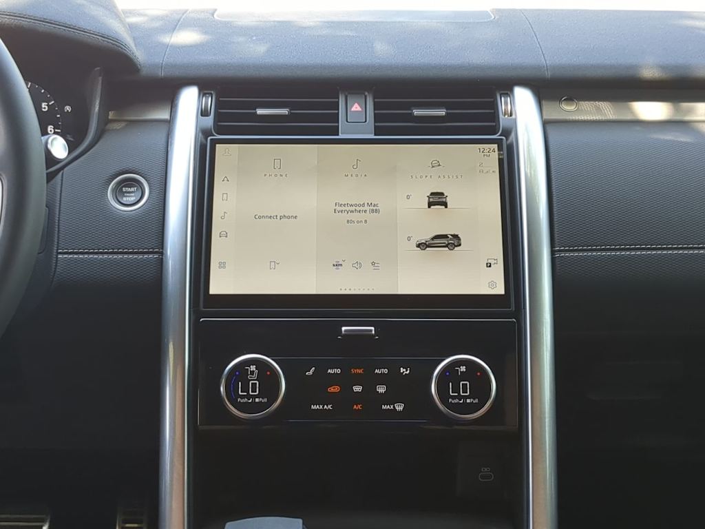 Thumbnail: 2025 Land Rover Discovery - 12