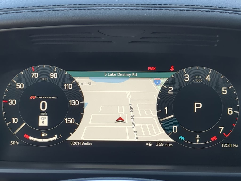 Thumbnail: 2023 Land Rover Discovery - 39