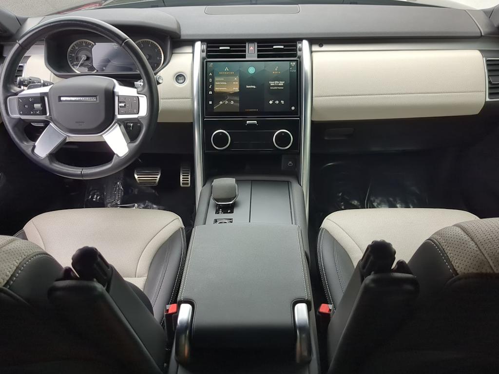 Thumbnail: 2023 Land Rover Discovery - 9