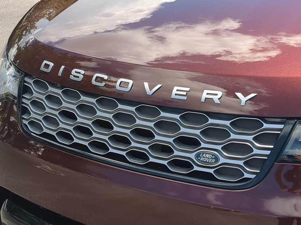Thumbnail: 2026 Land Rover Discovery - 6