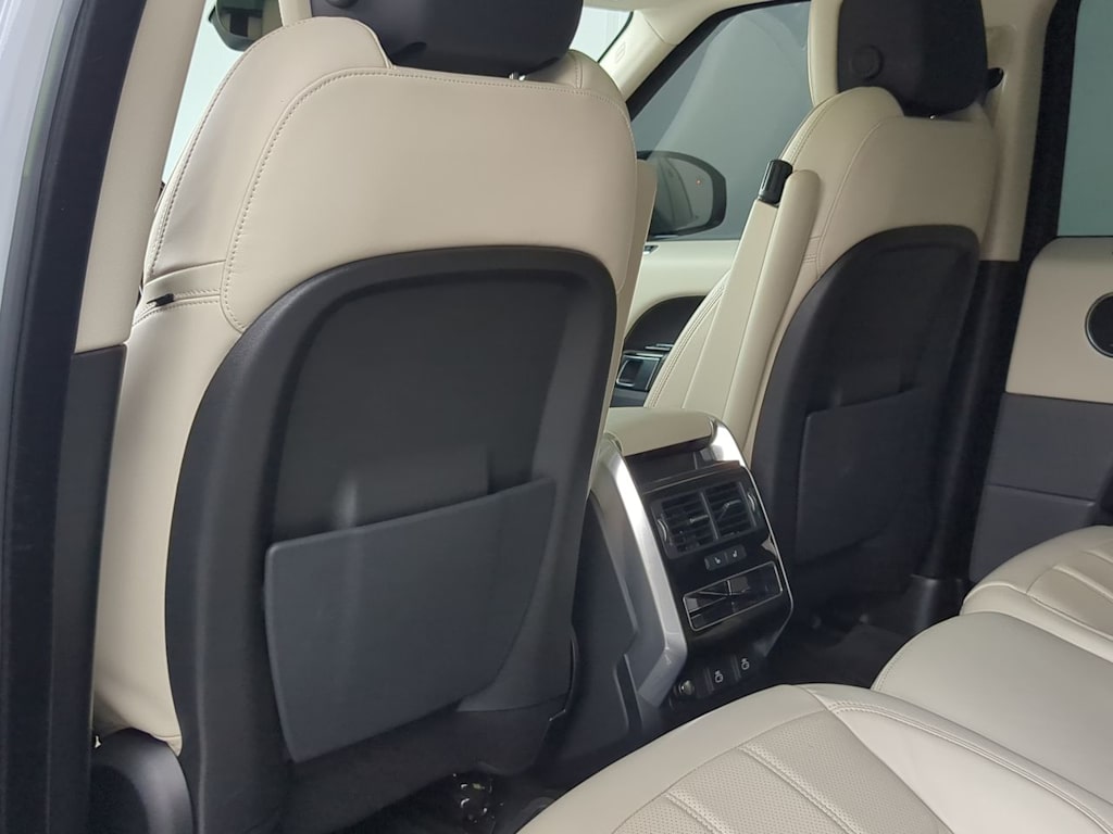 Thumbnail: 2022 Land Rover Range Rover Sport - 11