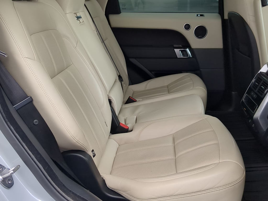 Thumbnail: 2022 Land Rover Range Rover Sport - 28