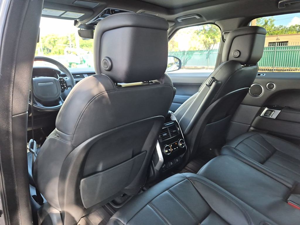 Thumbnail: 2022 Land Rover Range Rover Sport - 12