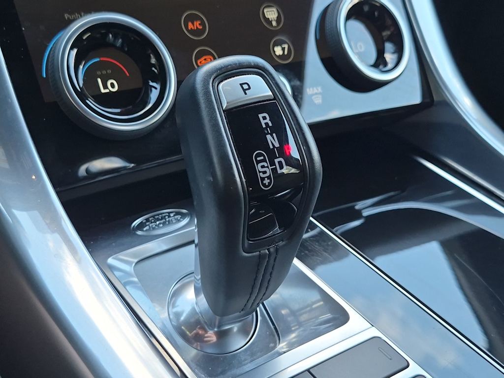 Thumbnail: 2022 Land Rover Range Rover Sport - 15