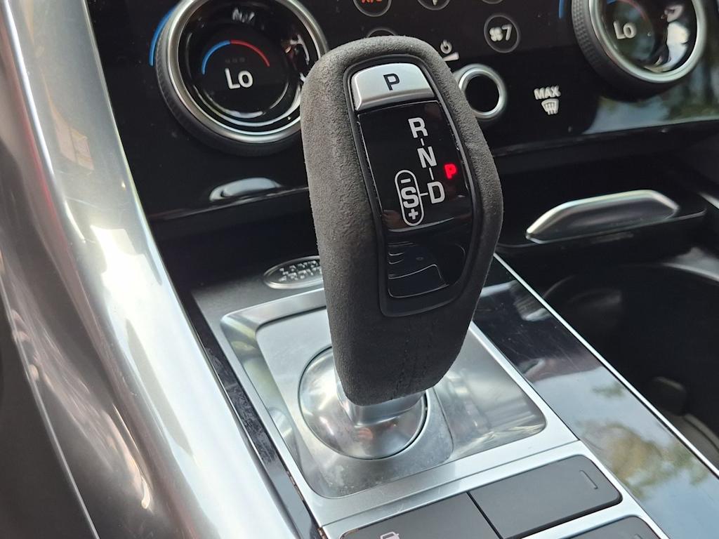Thumbnail: 2022 Land Rover Range Rover Sport - 35