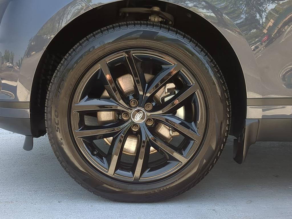2025 Land Rover Range Rover Velar S 8