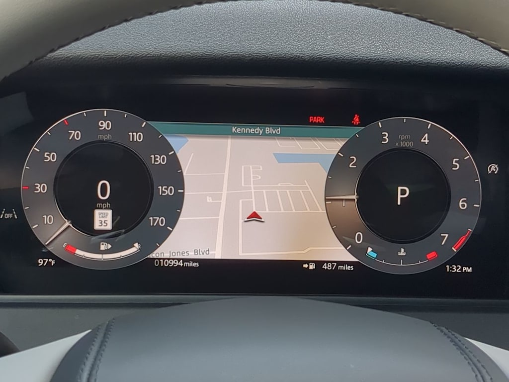 2025 Land Rover Range Rover Velar S 17