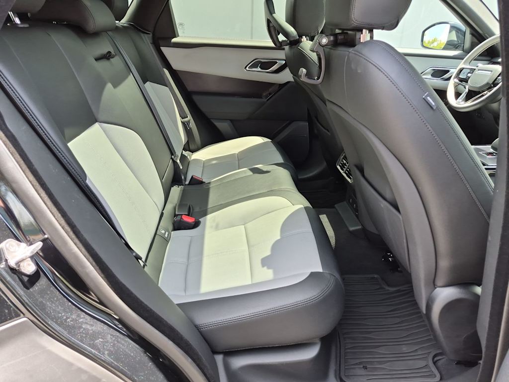 Thumbnail: 2026 Land Rover Range Rover Velar - 26