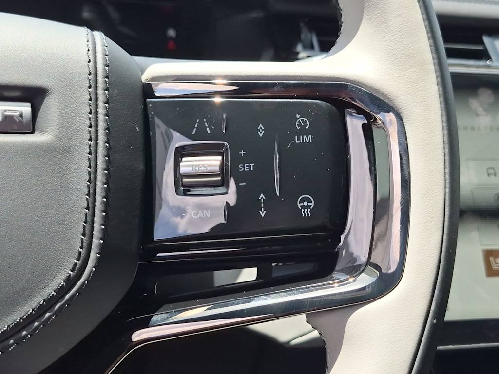 Thumbnail: 2026 Land Rover Range Rover Velar - 29