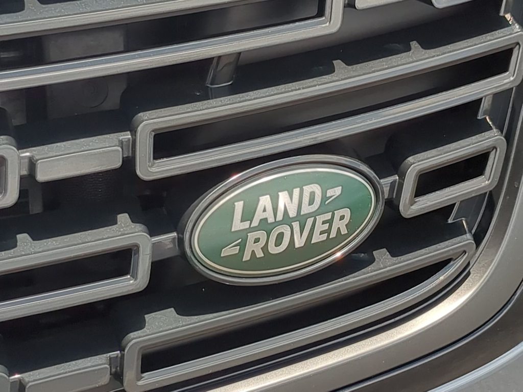 Thumbnail: 2026 Land Rover Range Rover Velar - 6