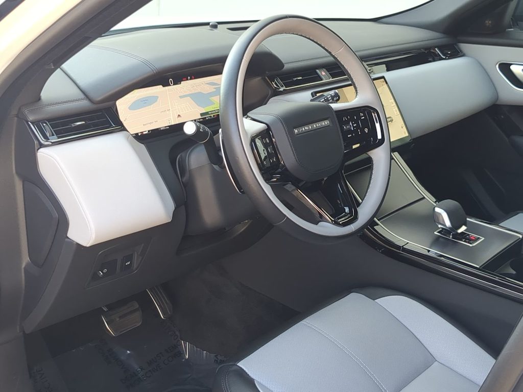 Thumbnail: 2026 Land Rover Range Rover Velar - 2