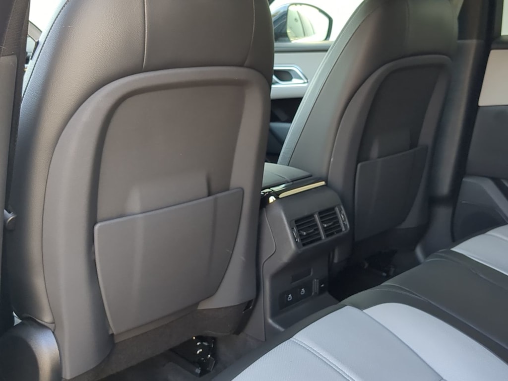 Thumbnail: 2026 Land Rover Range Rover Velar - 10