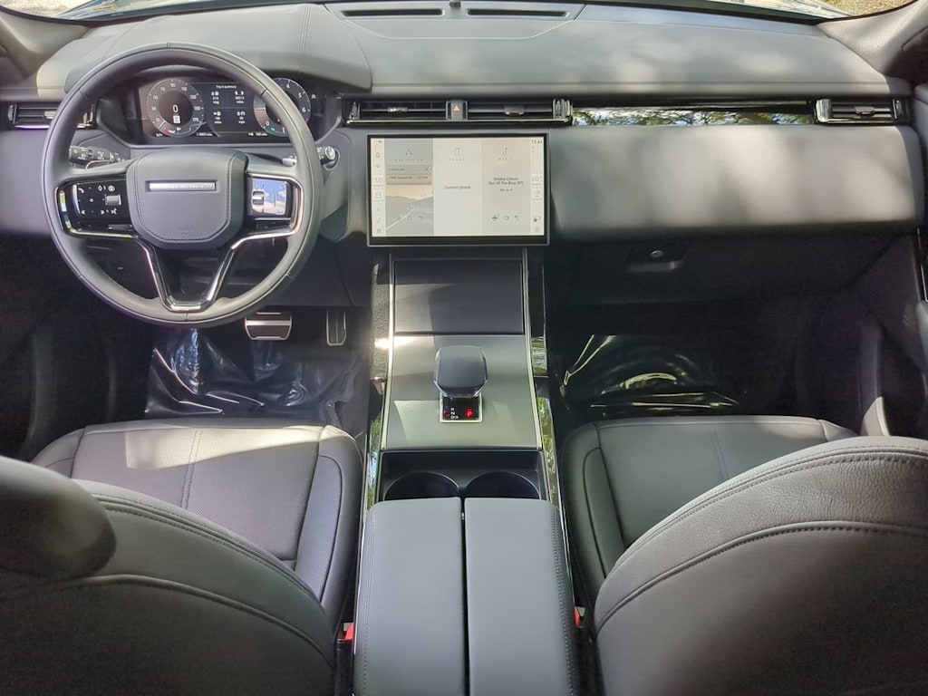 Thumbnail: 2026 Land Rover Range Rover Velar - 9