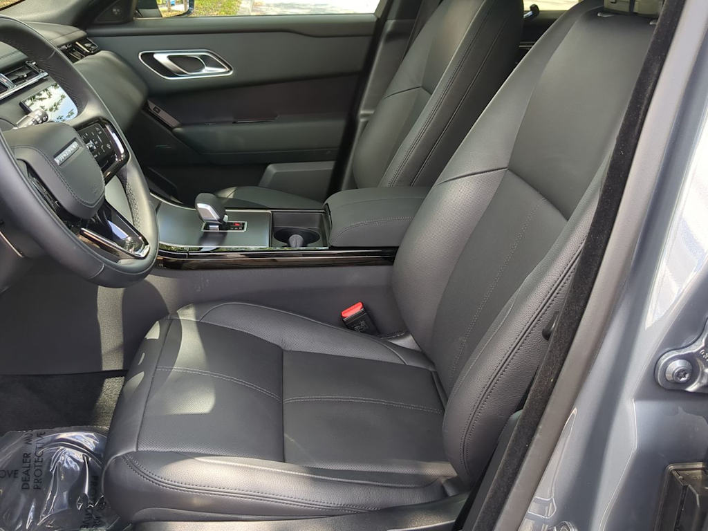 Thumbnail: 2026 Land Rover Range Rover Velar - 10