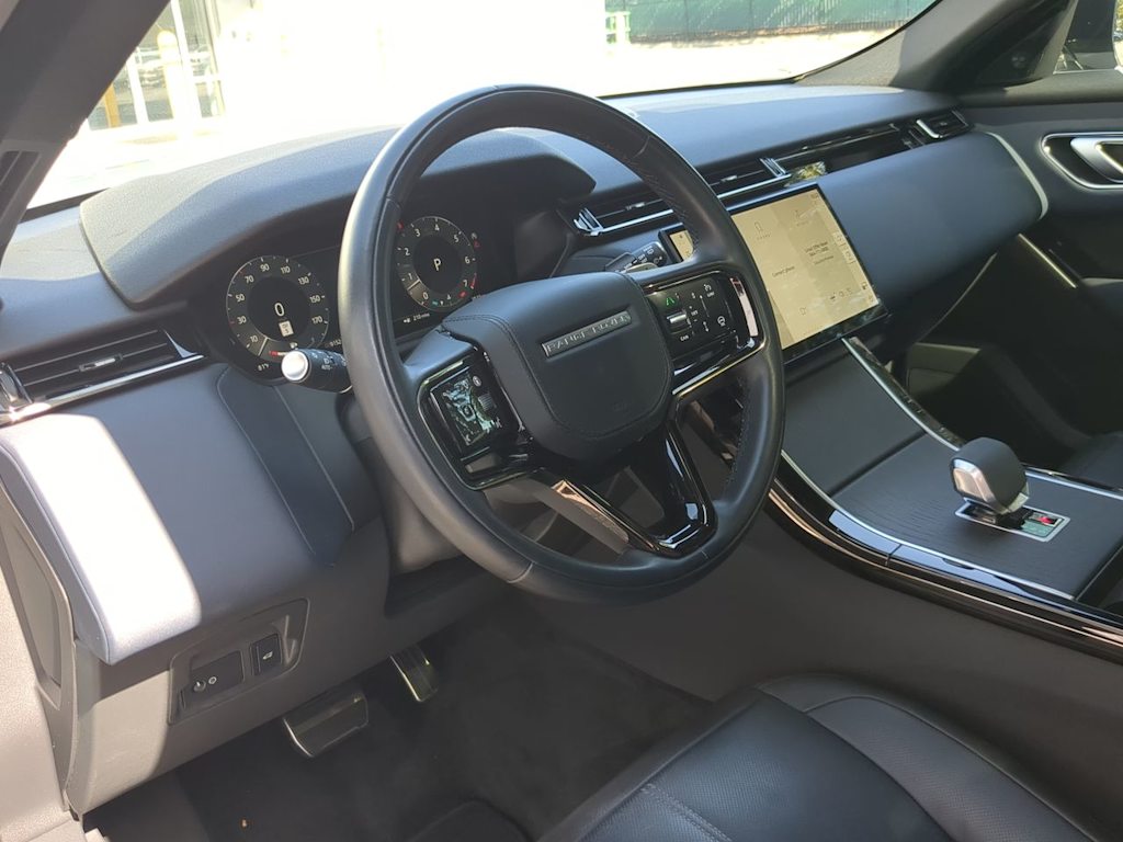 Thumbnail: 2025 Land Rover Range Rover Velar - 2