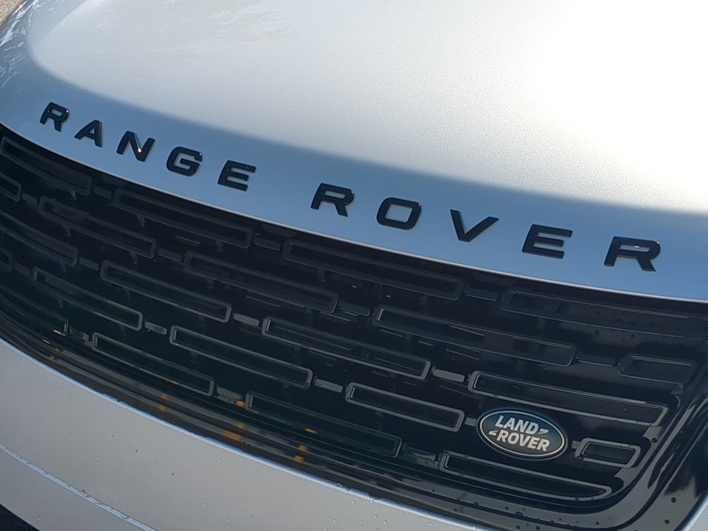 Thumbnail: 2025 Land Rover Range Rover Velar - 25