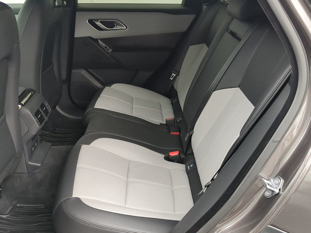 Thumbnail: 2026 Land Rover Range Rover Velar - 25