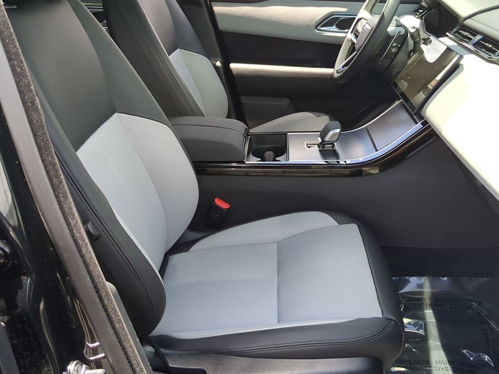 Thumbnail: 2026 Land Rover Range Rover Velar - 10