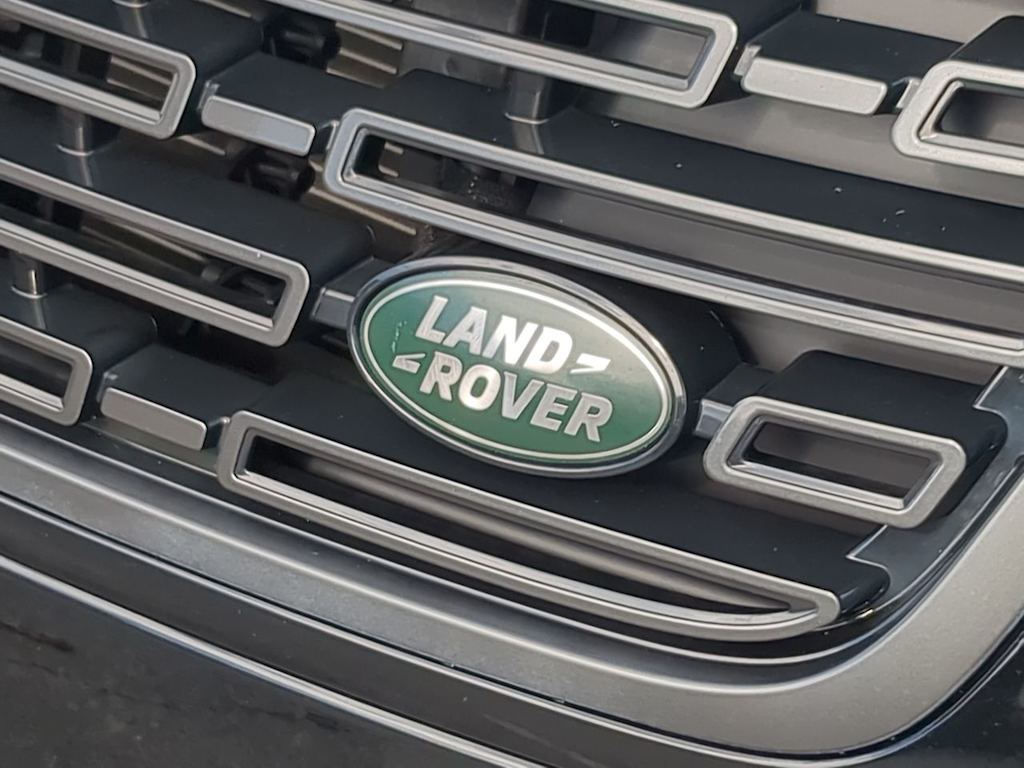 Thumbnail: 2026 Land Rover Range Rover Velar - 6
