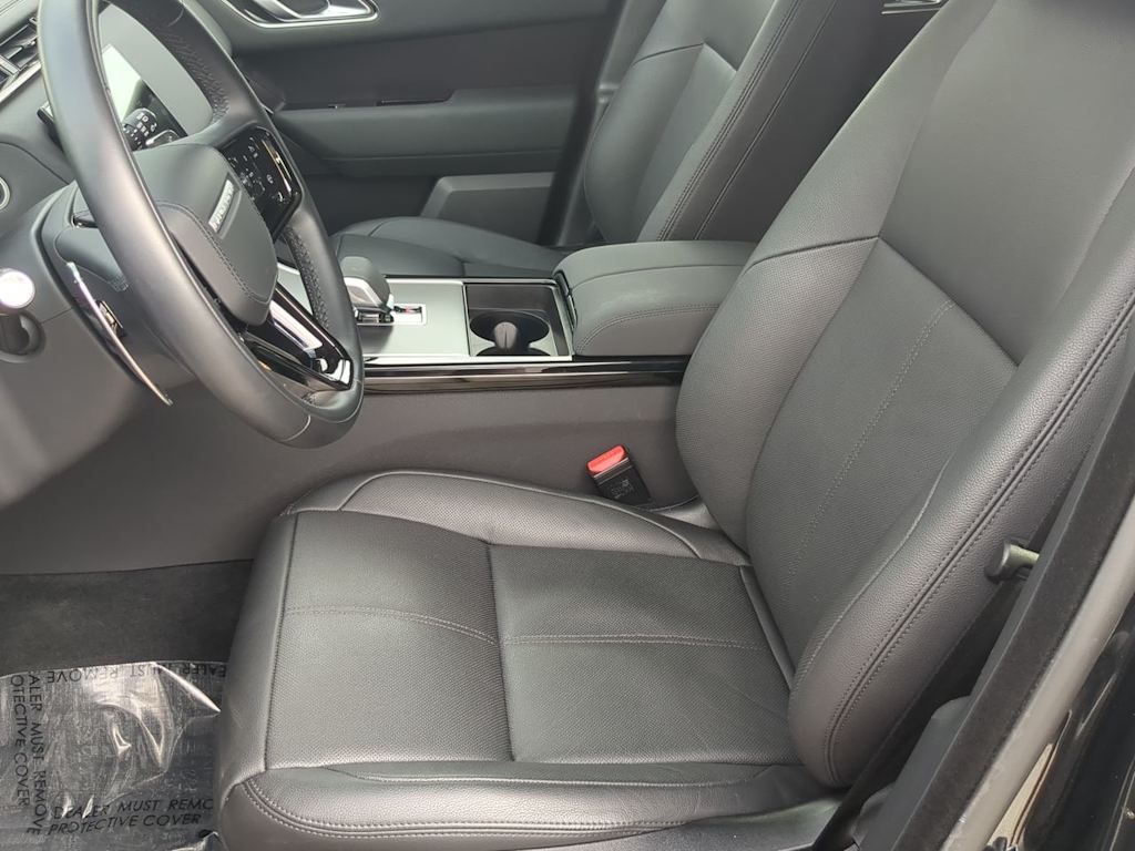 Thumbnail: 2026 Land Rover Range Rover Velar - 9