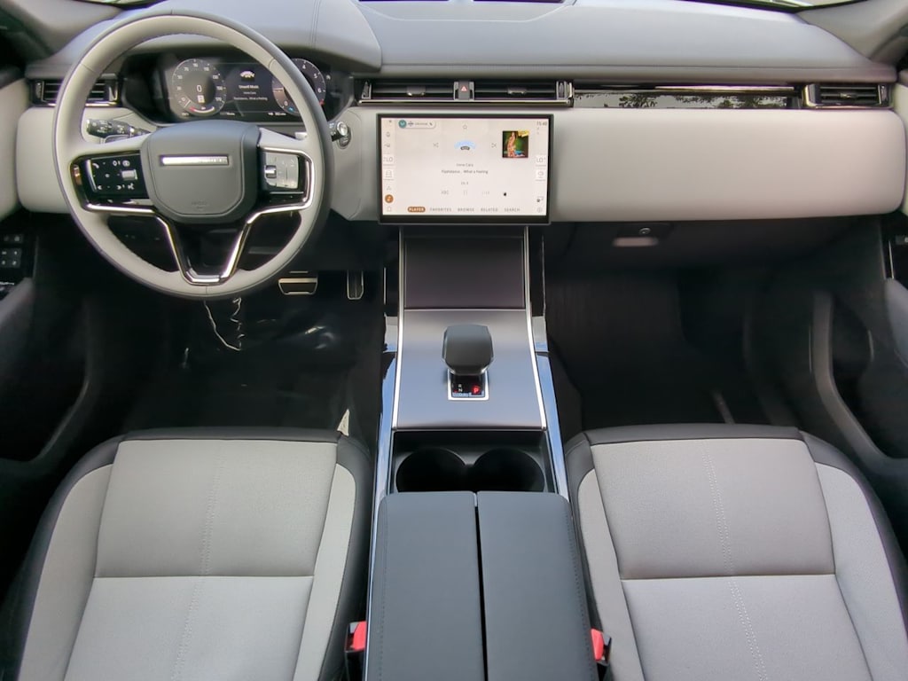 Thumbnail: 2026 Land Rover Range Rover Velar - 9