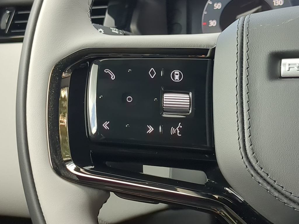 Thumbnail: 2026 Land Rover Range Rover Velar - 30