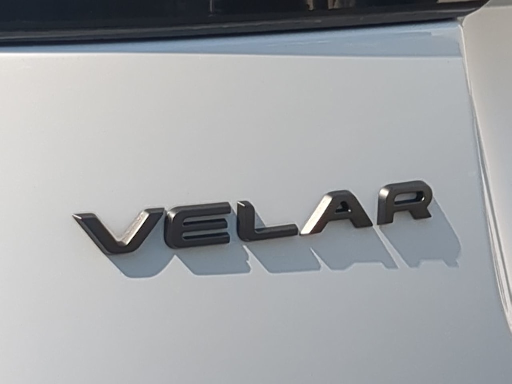 Thumbnail: 2026 Land Rover Range Rover Velar - 25