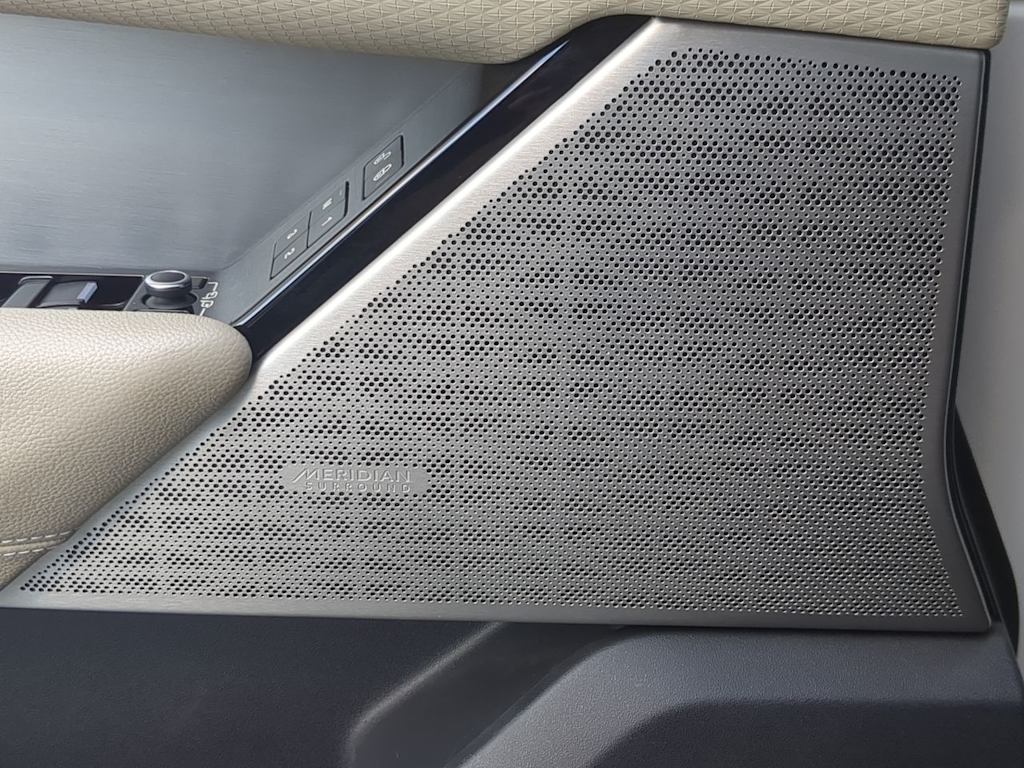 Thumbnail: 2018 Land Rover Range Rover Velar - 34