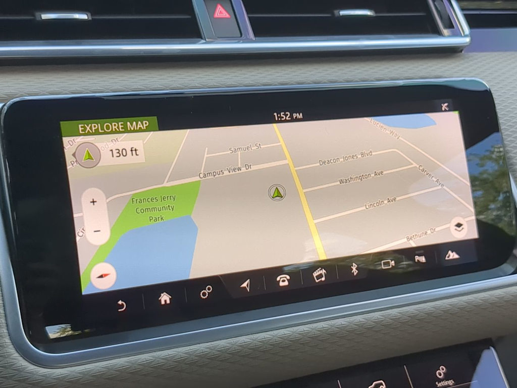 Thumbnail: 2018 Land Rover Range Rover Velar - 32