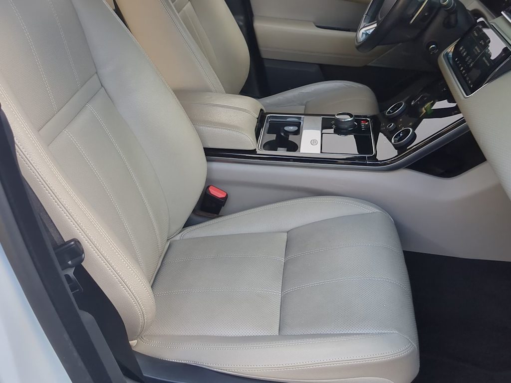 Thumbnail: 2018 Land Rover Range Rover Velar - 8